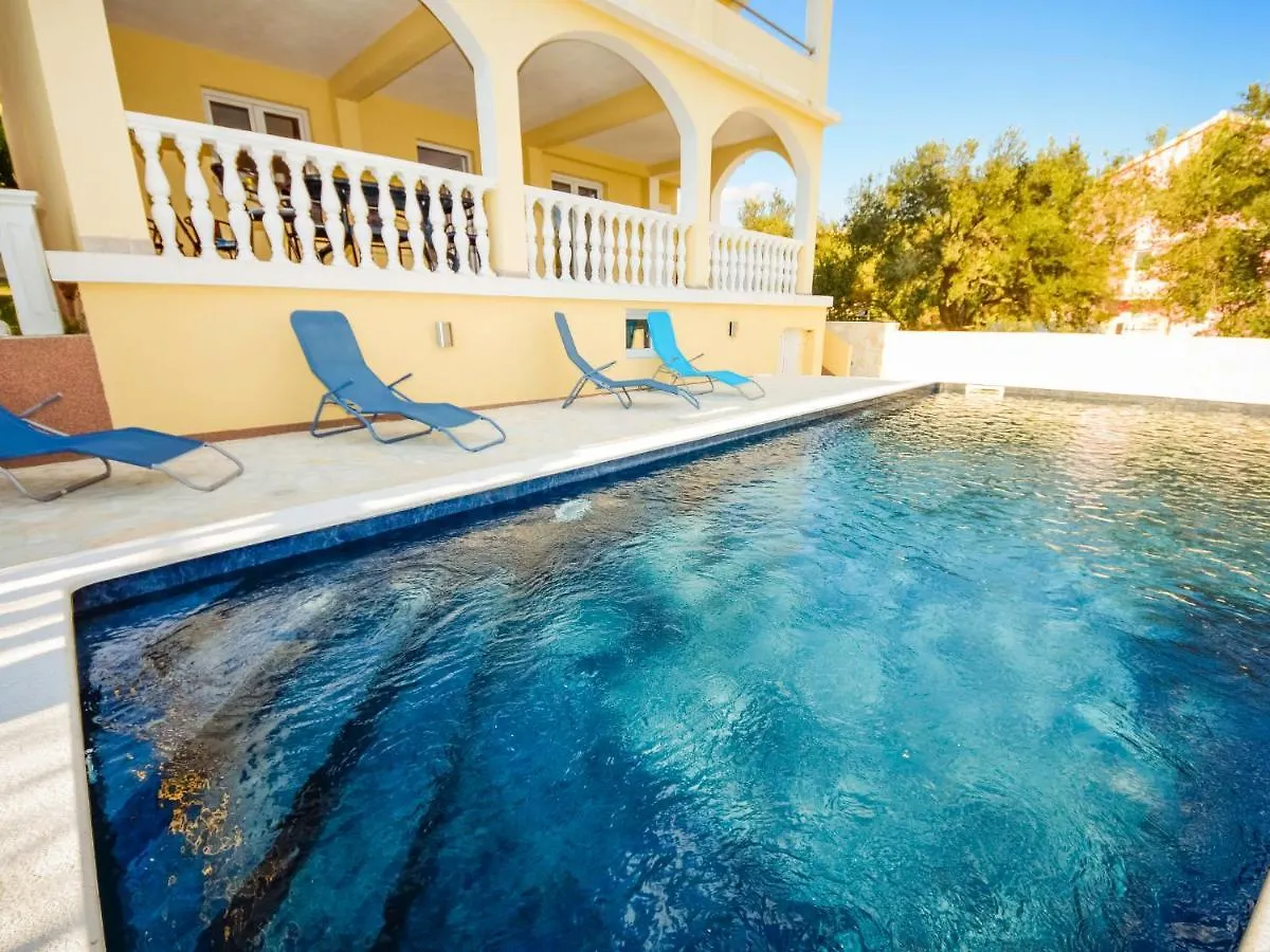 Holiday Home Marijana By Interhome Maslenica